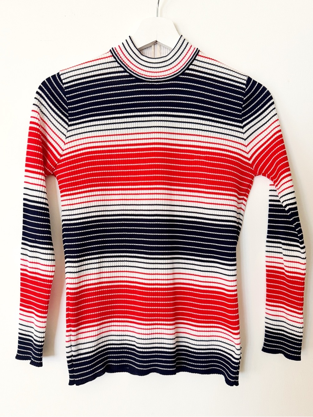 Vintage 70s Mod Striped Red, White & Navy Ribbed Mock-Neck Mock Neck Sweater XS